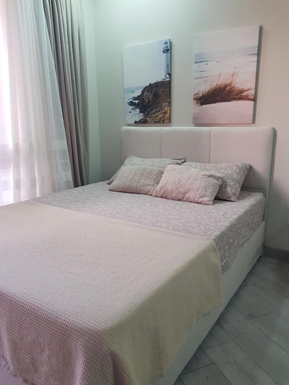 Sea View Studio บาทูมิ ภายนอก รูปภาพ