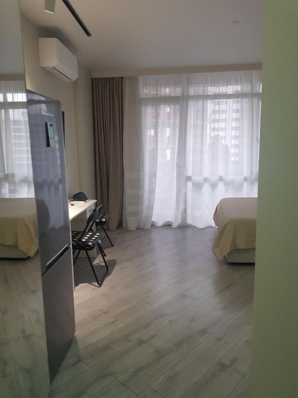 Sea View Studio บาทูมิ ภายนอก รูปภาพ
